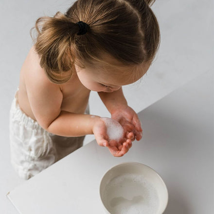 La PIEL Baby & Kids Prirodni Sampon U Pjeni Tekstura