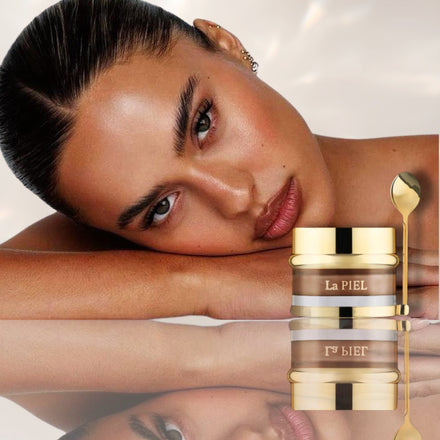 La PIEL Glow Bronze Krema Za Lice Model Sa Proizvodom